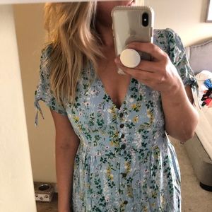 Flowy button down floral dress with tie sleeves